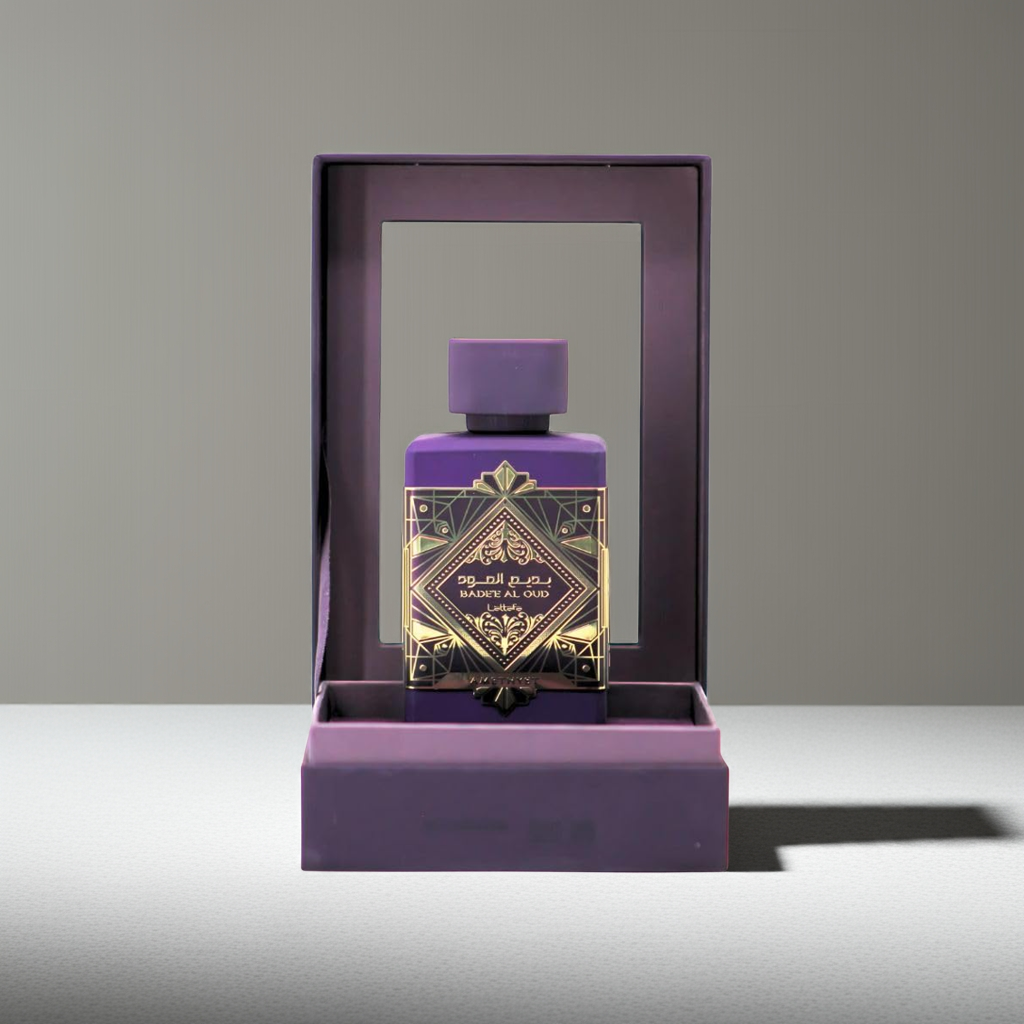 Bade'e Al Oud Amethyst – Bold, Luxurious & Elegant perfume displayed in an open purple gift box, highlighting its premium presentation.